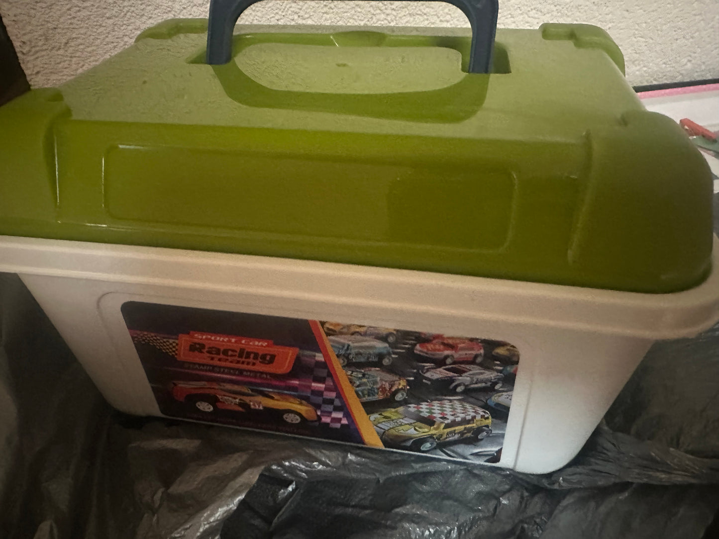 Pull back metal cars in a box